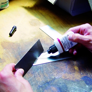 ��Чר�ý� High-Bond 1K-Spezialkleber   390009 2